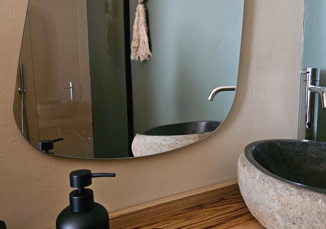 Rayuela Suites San Pantaleo Ngoại thất bức ảnh