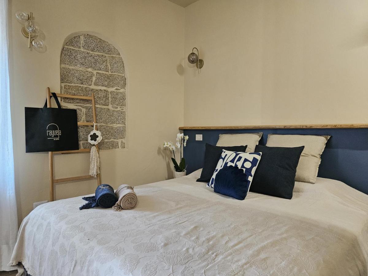 Rayuela Suites San Pantaleo Ngoại thất bức ảnh